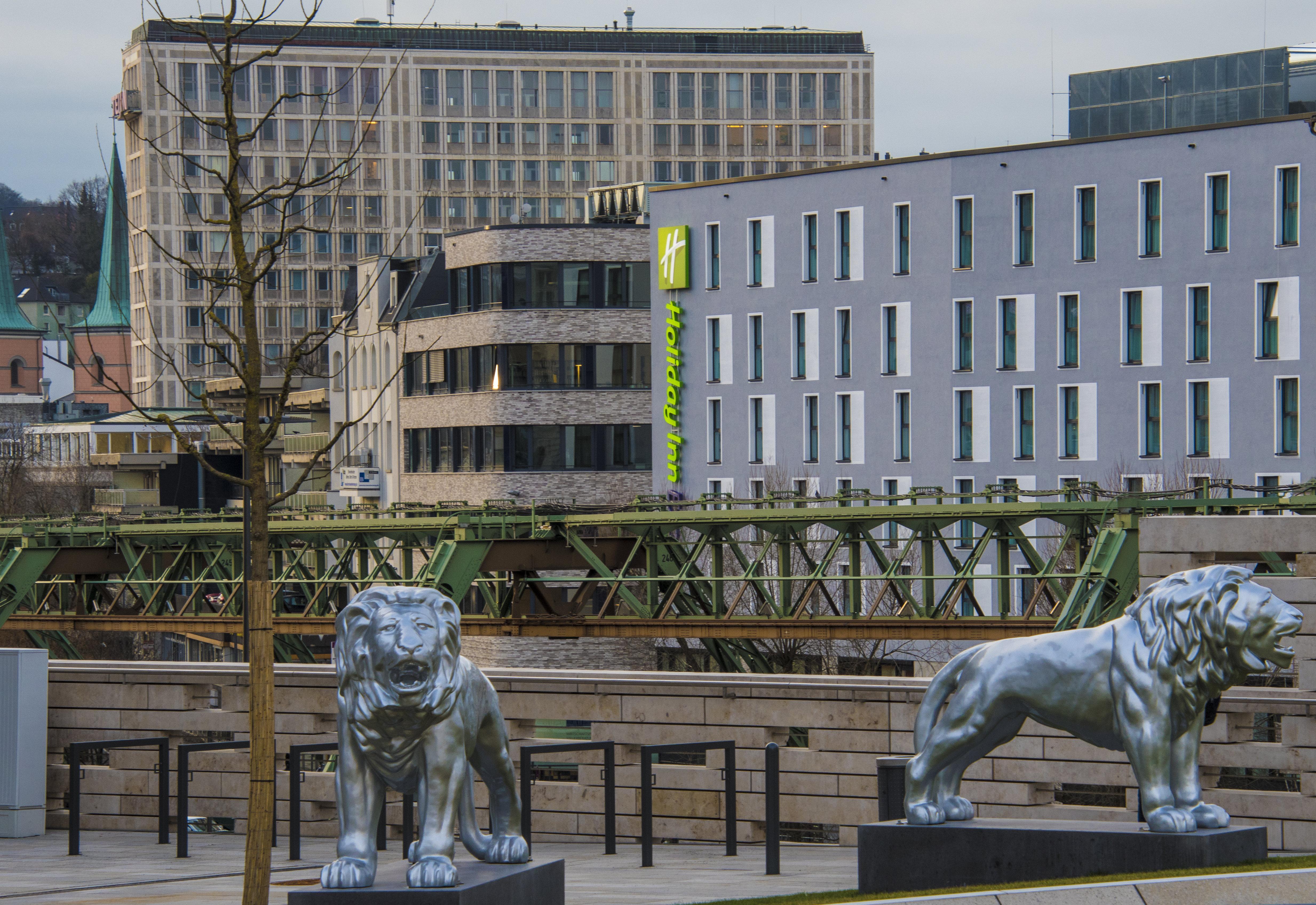 Holiday Inn Express - Wuppertal - Hauptbahnhof, An Ihg Hotel Exterior photo